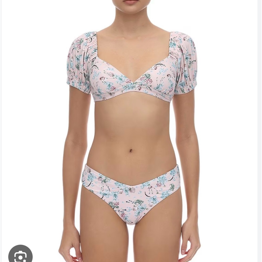 Onia  X Weworewhat Moe
Floral Bikini Top W/ Short Puff Sleeves and bottom